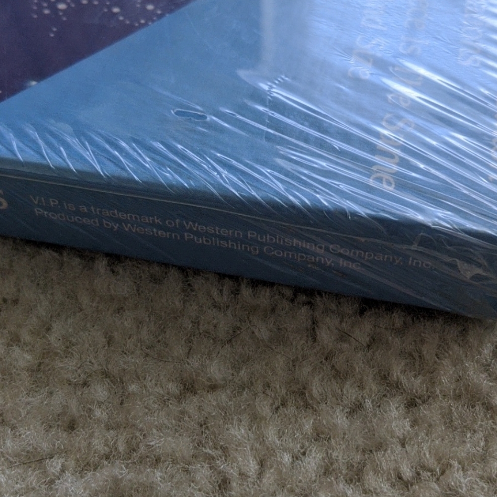 NEW Epcot Center VIP Puzzle - Picture 4 of 5